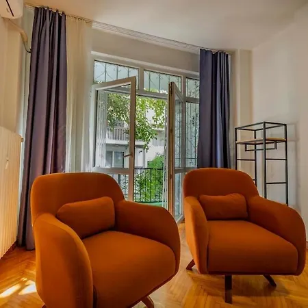 דירה 3-bedroom With Balcony